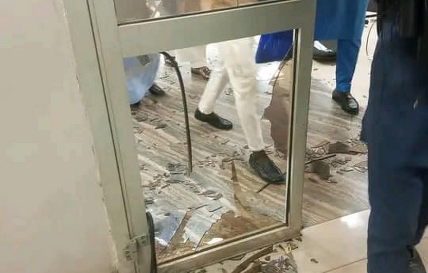 Maison de la presse saccagée