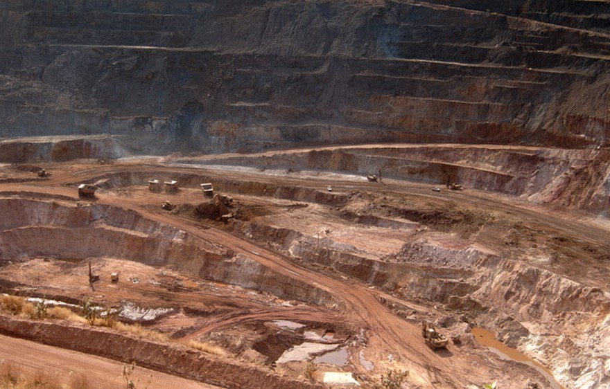 Yatela_mine