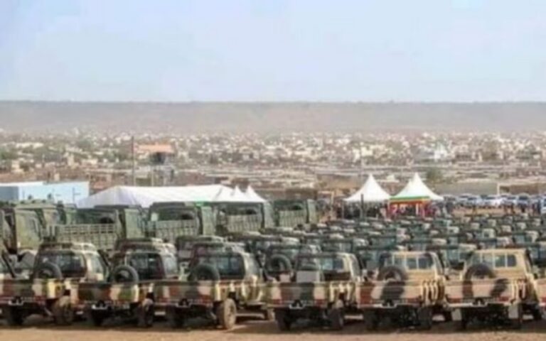 Equipement pour les Famas