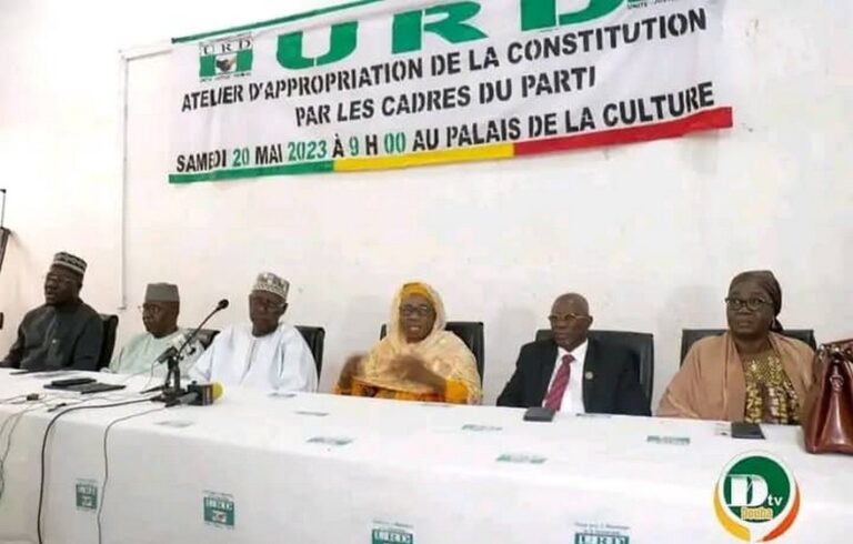 URD se mobilise pour le OUI