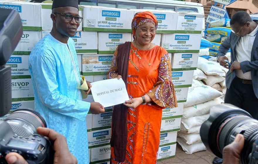 Don d’équipements et de produits pharmaceutiques aux CHU Gabriel TOURE et Point G