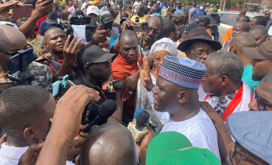 Manifeste pour la démocratie et le pluralisme politique