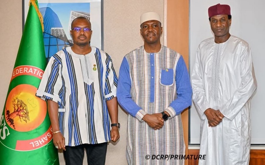 AES multiplient les rencontres