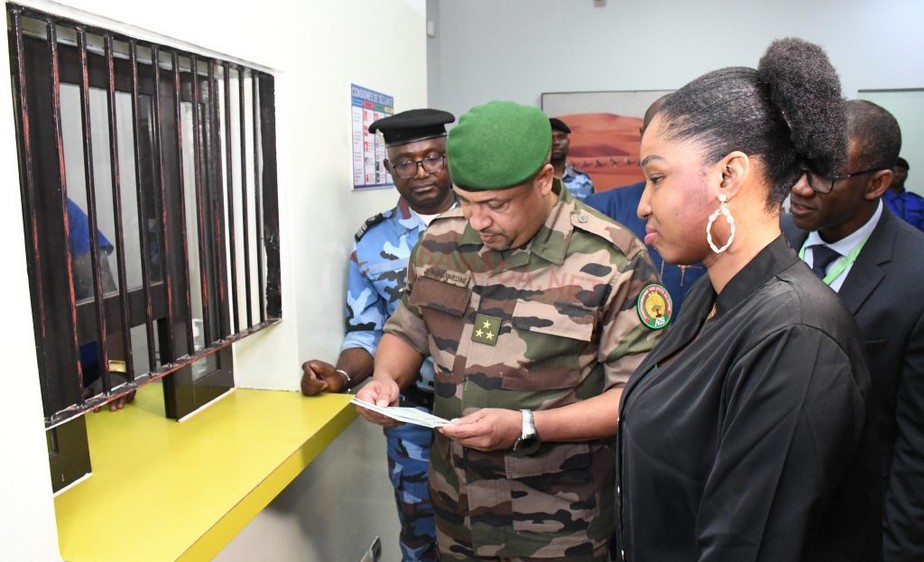 E-Passeport AES Sécurisé