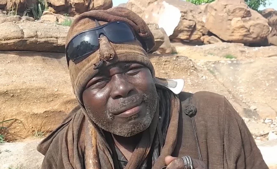 Youssouf Toloba Da nan ambassagou