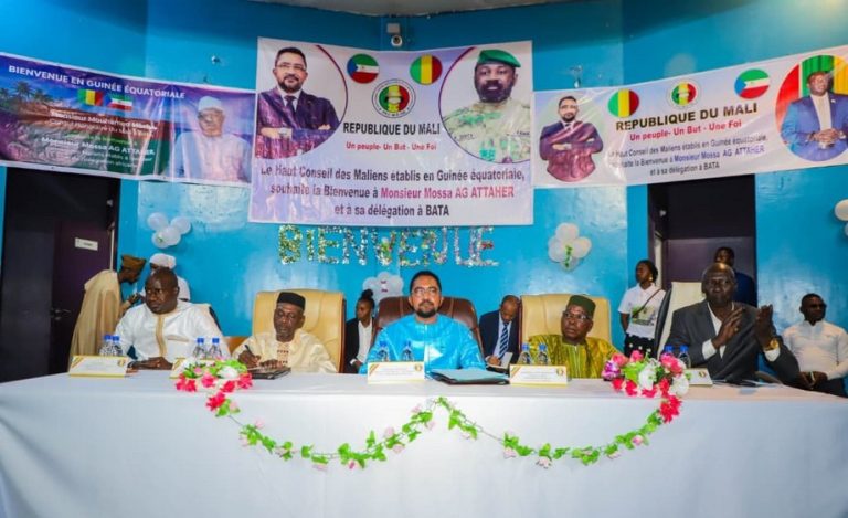 Mossa Ag Attaher à Malabo et Bata