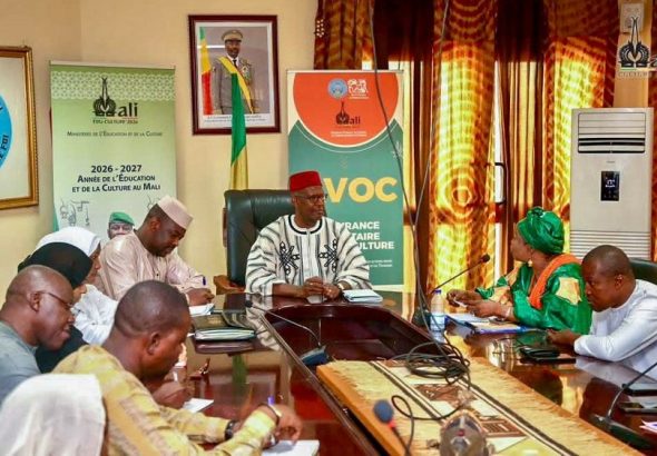 Ministre Mamou DAFFÉ reçoit le Syndicat National