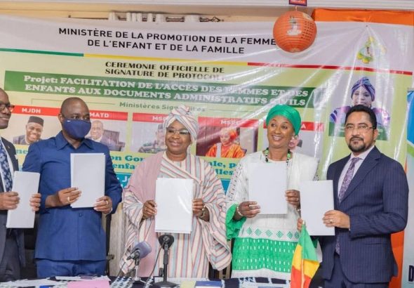 protocole pour faciliter l’accès des femmes et des enfants aux documents administratifs