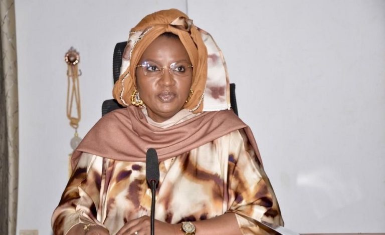 Mme Seck Oumou Sall ministre de l’Entrepreneuriat national, de l’Emploi et de la Formation professionnelle