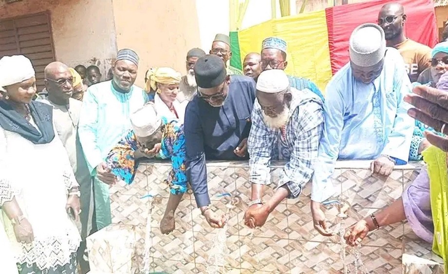 groupe scolaire de Banankabougou œuvres sociales