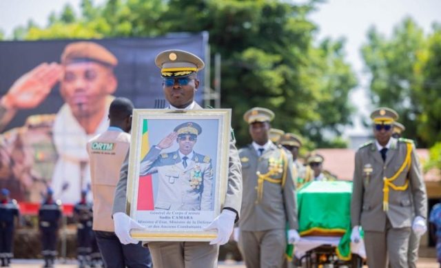 Ultime hommage au Général d'Armée Sadio Camara