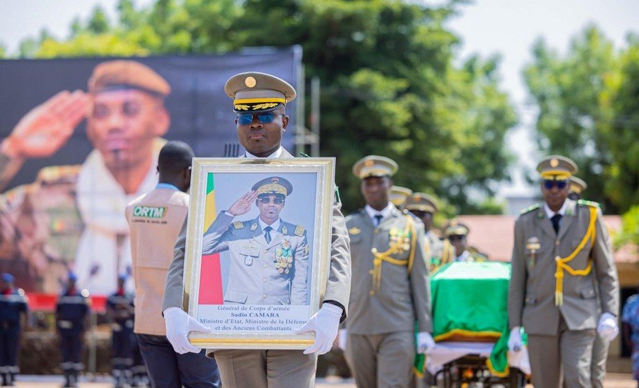 Ultime hommage au Général d'Armée Sadio Camara